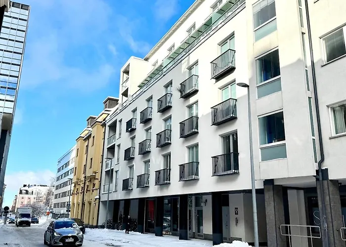 Modern With Prime Location Apartment *